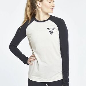 NWT Oiselle Volee long-sleeve t-shirt